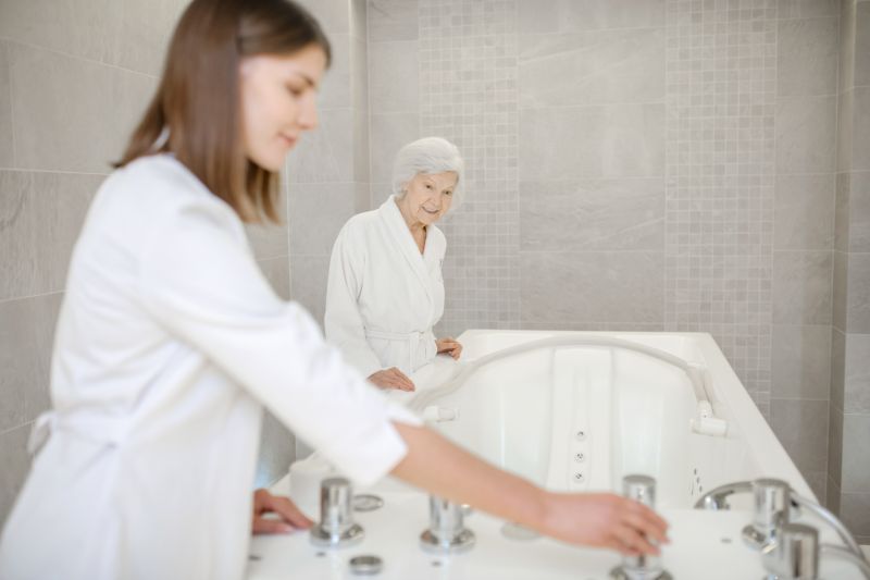 Cost of Bathtub Installation in Waverly, IA